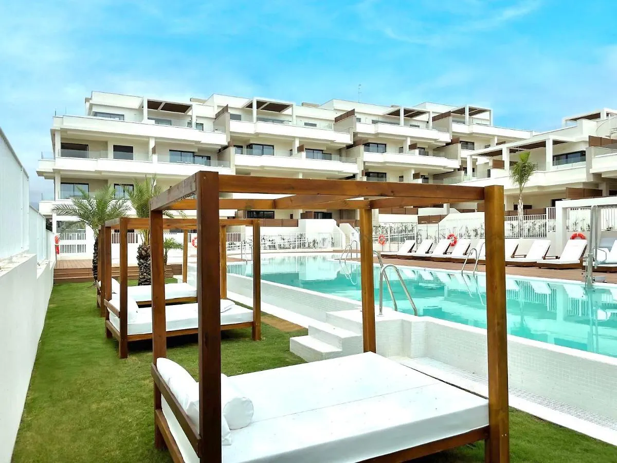 Vida Feliz: Beachside Luxury Apartment with Sea Views La Cala De Mijas