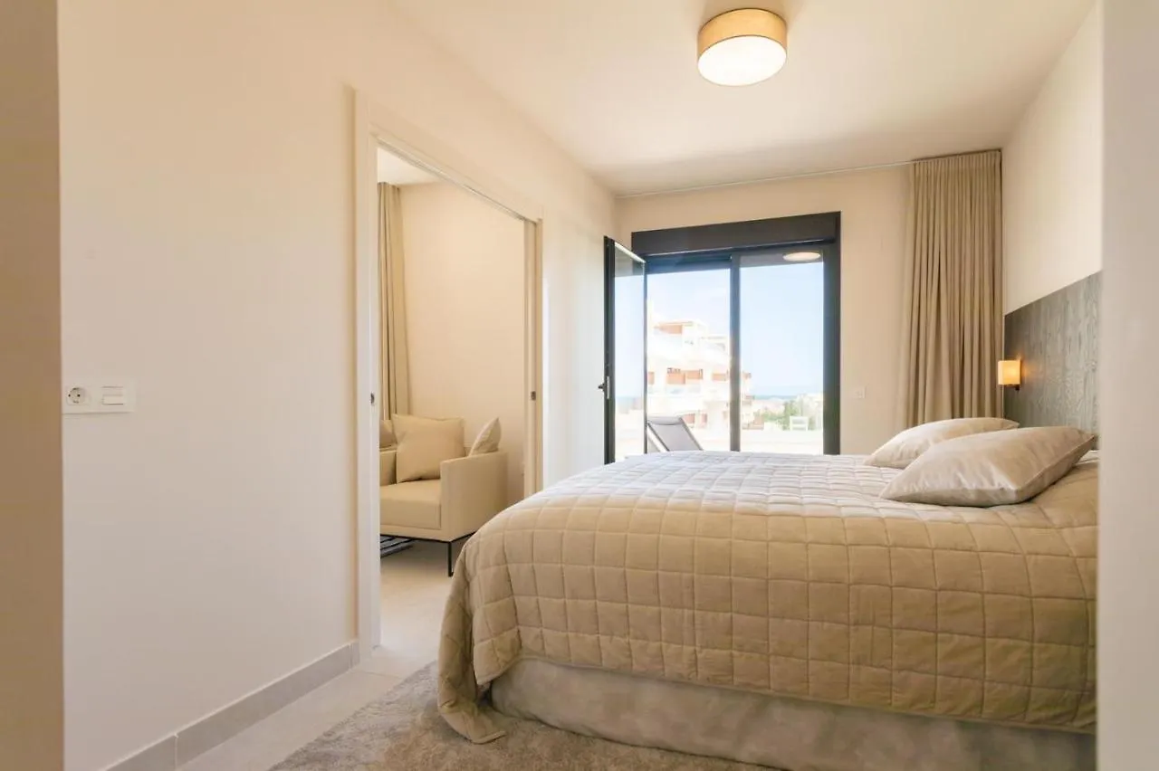 Vida Feliz: Beachside Luxury Apartment with Sea Views La Cala De Mijas 0*,