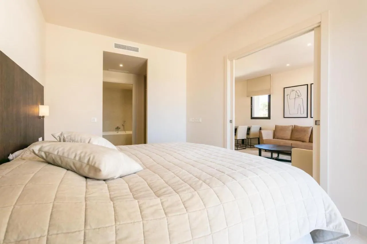 Vida Feliz: Beachside Luxury Apartment with Sea Views La Cala De Mijas